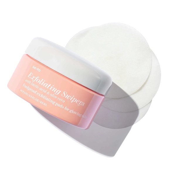 Go-to Exfoliating Swipeys - Picture 9 of 16